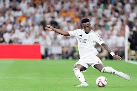 更加积极的 更加积极的